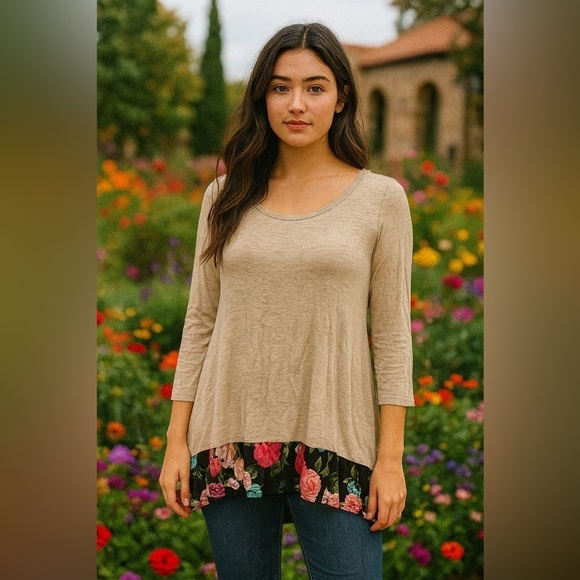 Brenda’s Tops - Brenda’s long sleeve t shirt M